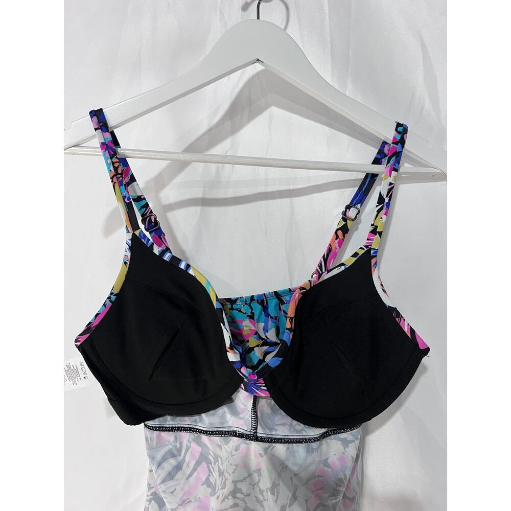 NWT Island Escape Women’s Floral Swim Top 6 - Picture 11 of 13